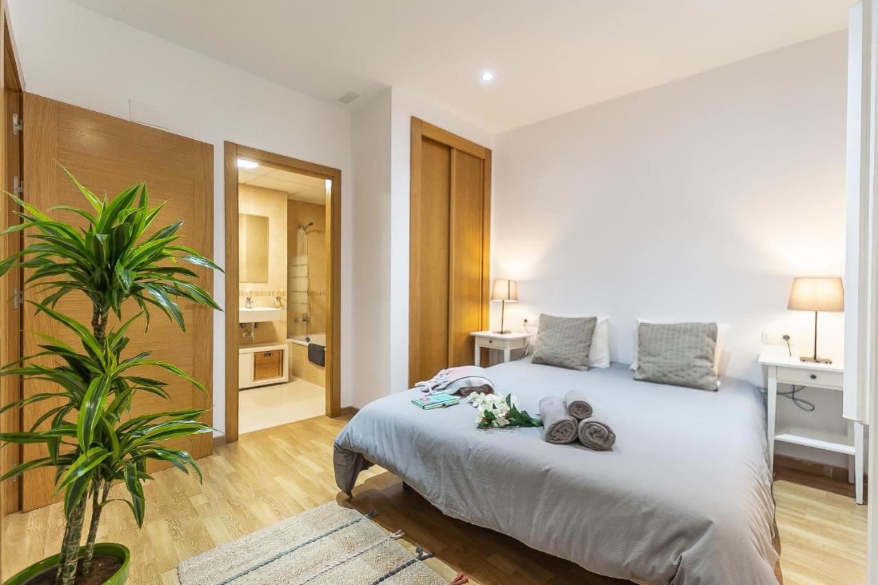 Boutique Mitjana Apartment Малага Екстериор снимка
